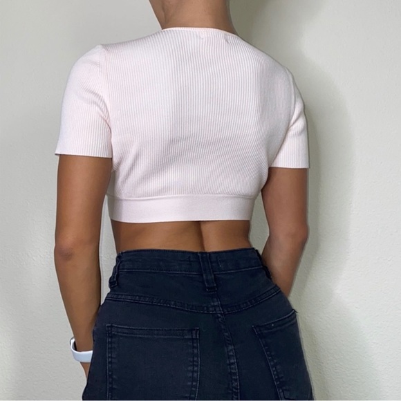 Aritzia Light Pink Crop Top - Picture 2 of 2
